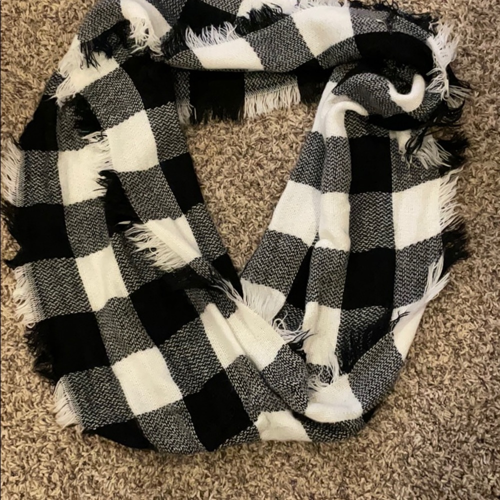 Infinity Scarf - Picture 2 of 2